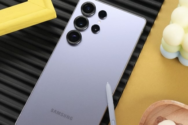 Samsung Galaxy 智能手机